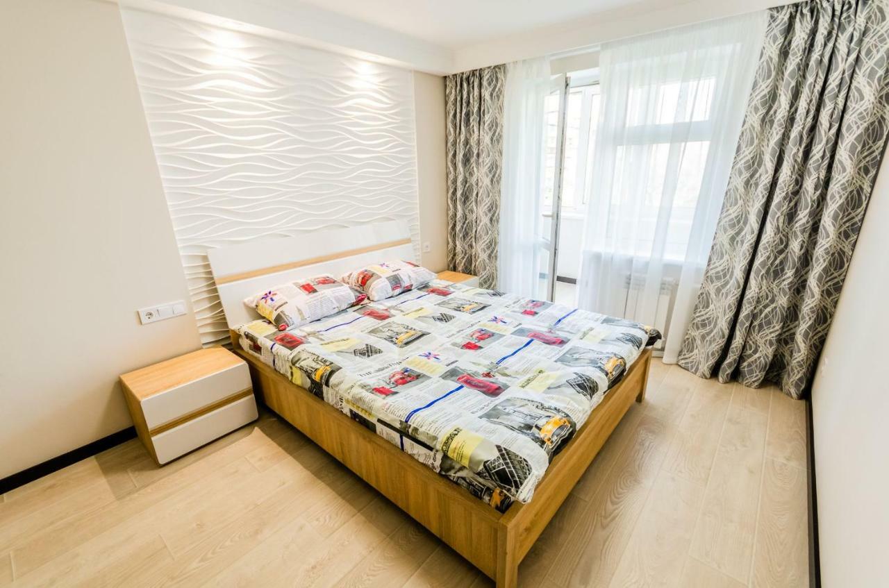 Artal Apartment On Obolonsky Avenue 16A เคียฟ ภายนอก รูปภาพ