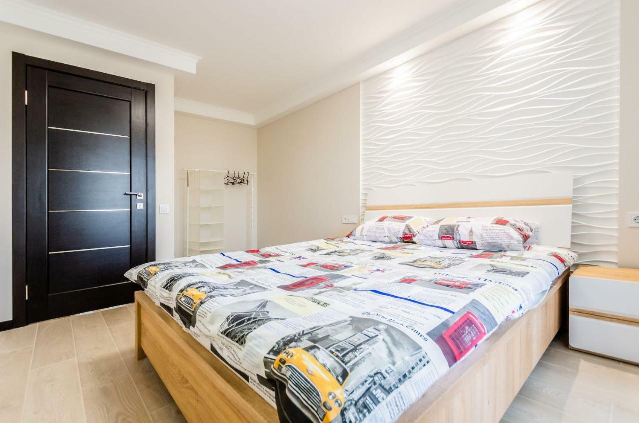 Artal Apartment On Obolonsky Avenue 16A เคียฟ ภายนอก รูปภาพ